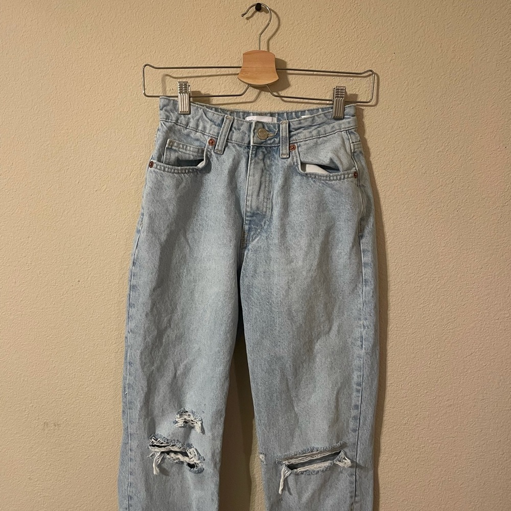 Zara straight leg jeans!!